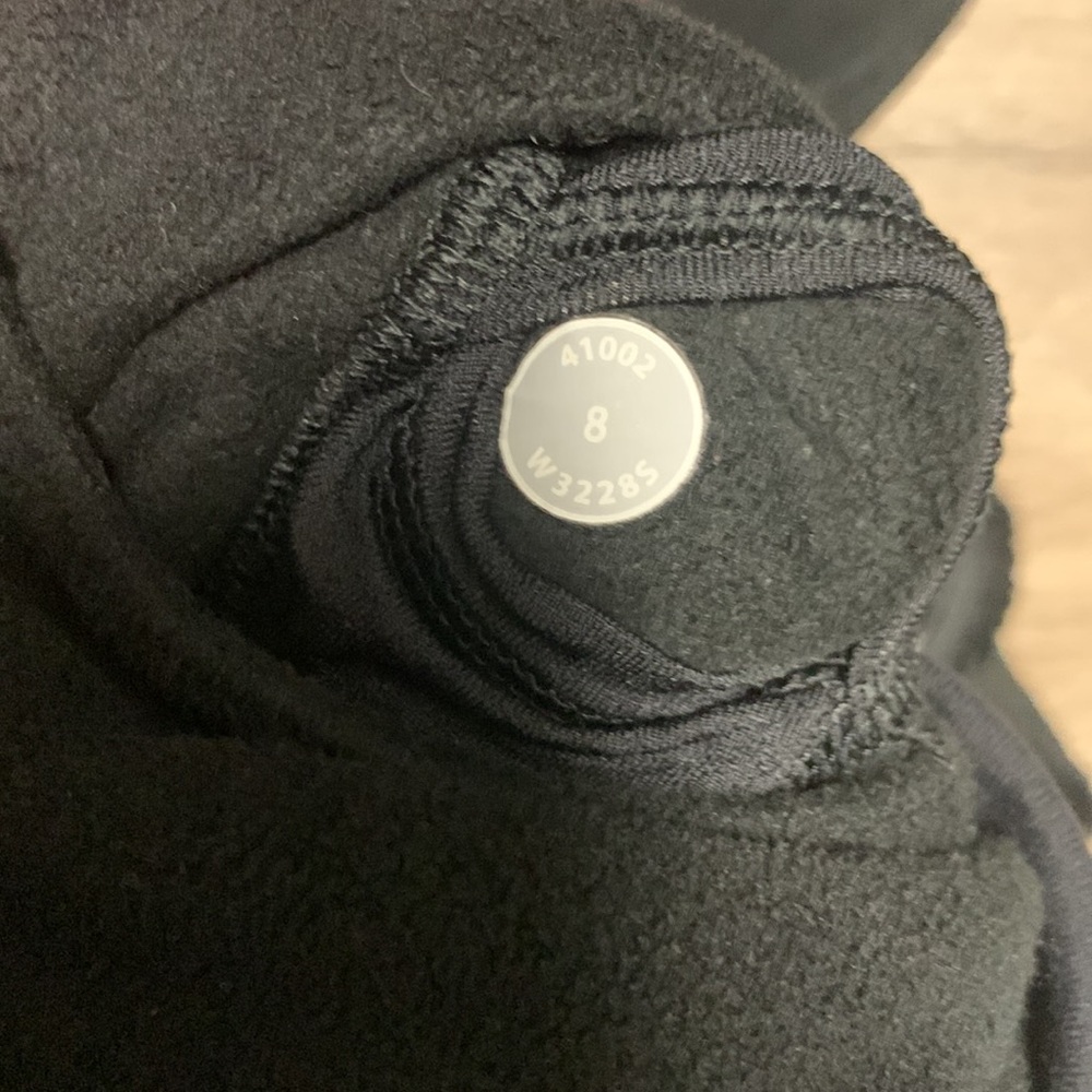 Lululemon jacket - Picture 9 of 9